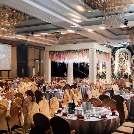 Swiss-Belhotel Harbour Bay Nagoya Ngoại thất bức ảnh