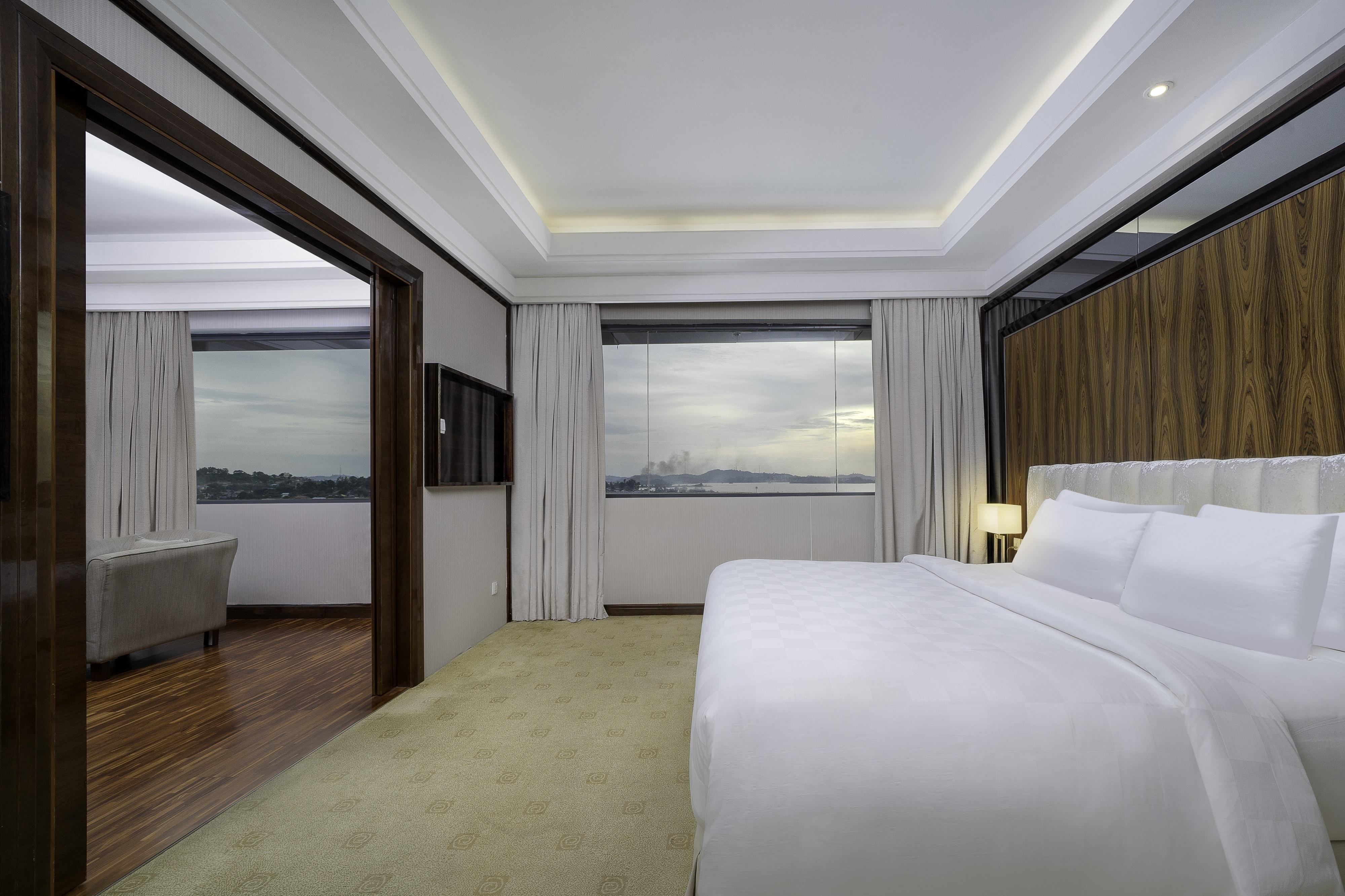 Swiss-Belhotel Harbour Bay Nagoya Ngoại thất bức ảnh