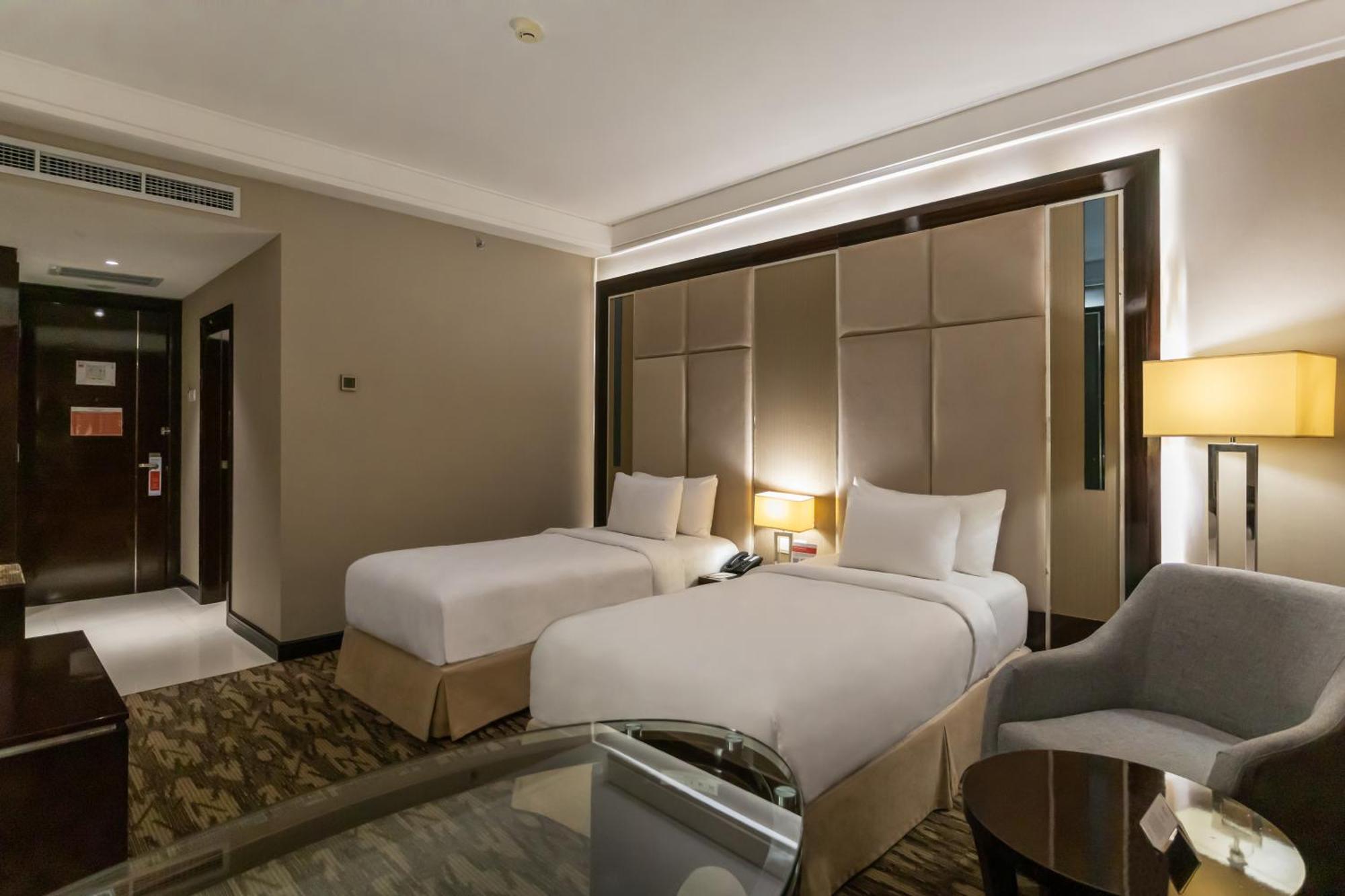 Swiss-Belhotel Harbour Bay Nagoya Ngoại thất bức ảnh