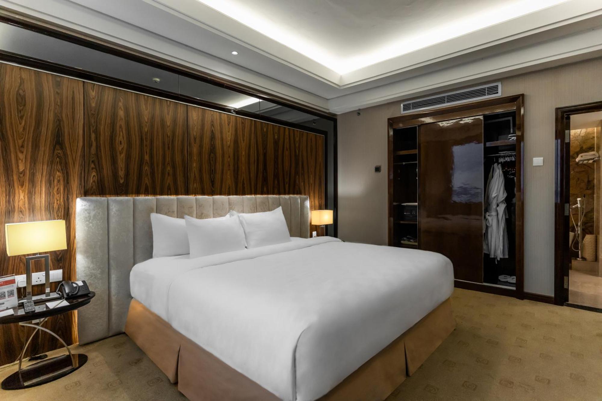 Swiss-Belhotel Harbour Bay Nagoya Ngoại thất bức ảnh