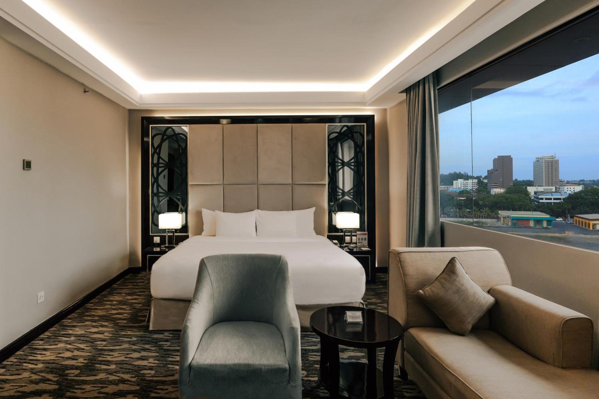 Swiss-Belhotel Harbour Bay Nagoya Ngoại thất bức ảnh