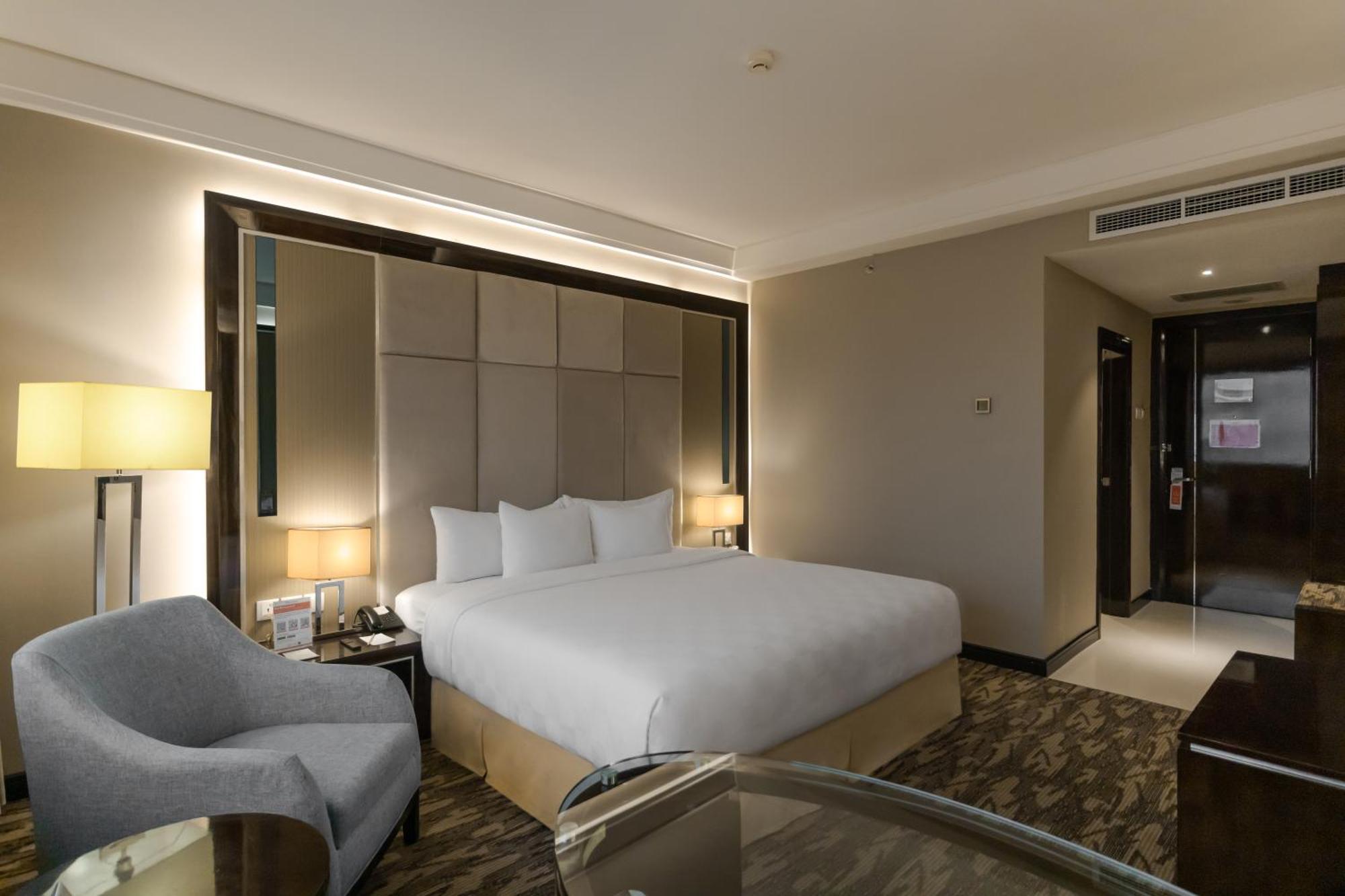 Swiss-Belhotel Harbour Bay Nagoya Ngoại thất bức ảnh